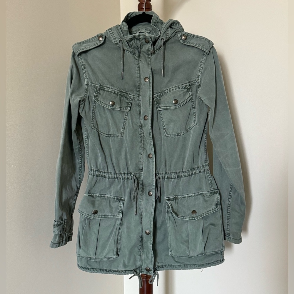 Aritzia (Talula) Trooper Jacket - Size XXS - Army Green